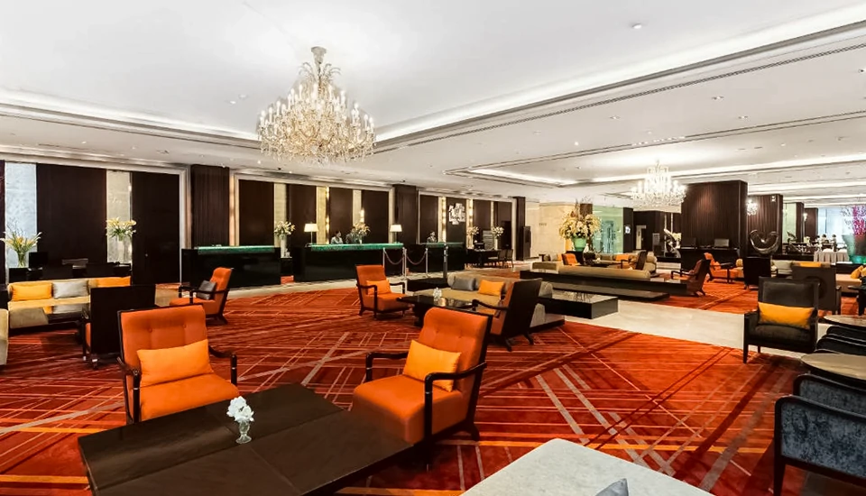 هتل هالیدی این سیلوم بانکوک